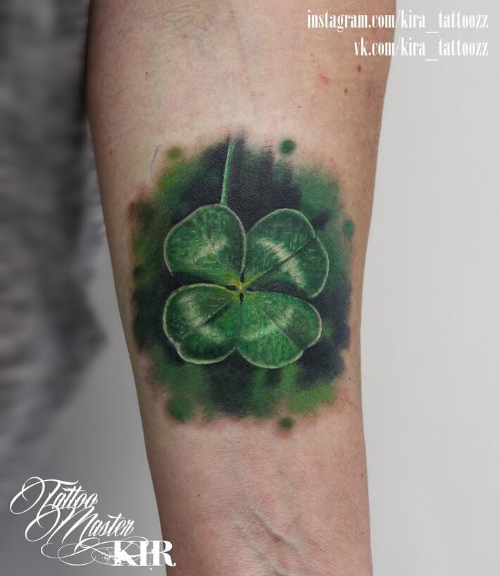com/kira_tattoozz Есть куча проектов со скидками#clover #clovertattoo #tattooclover #клевер #клевертату #татуклевер #forlucktattoo #forluck#eztattoo #realismtattoo #xion #fkirons #tattoo #tattoomaster #besttattoo #oldschool #newschool #colourtattoo #blackandgrey #spb #тату #спб #питер #татуспб #татупитер #татусалонспб #татусалонпитер #татуировка #кирапышин