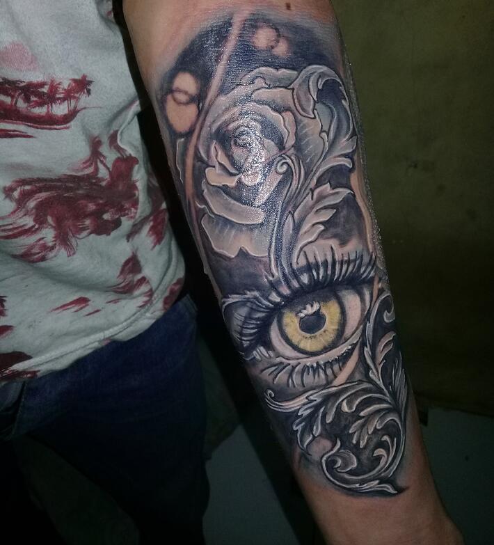 Фото тату i see