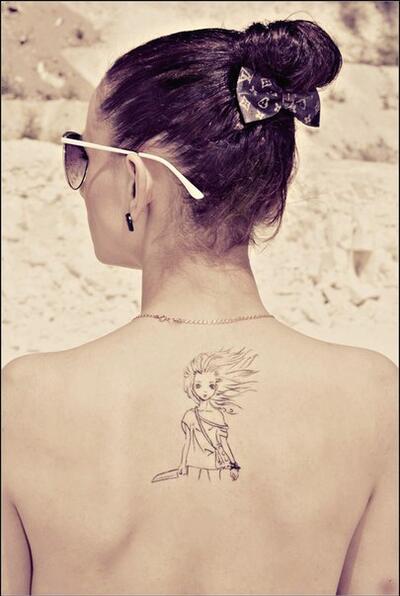 Tatu devushki na spine