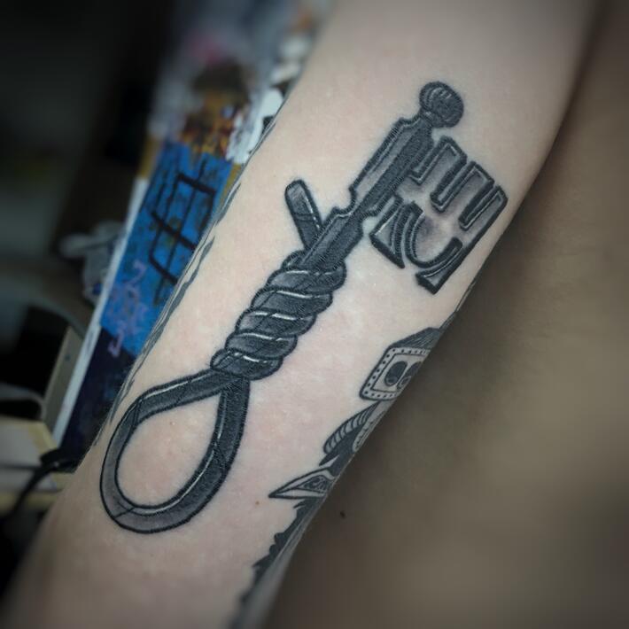 420_ @irishtat43 @shivoorot_na_vivoorot [club180274880|@cattattoo43] #tattookirov #tattooinkirov #cheyenne #cheyennetattooequipment #oldbastards #oldbastardscrew #tattoo #kirov #blackandgrey #realismtattoo #oldschool #traditional #neotraditional  #kraskatattooink #russia #татукиров #татуировкавкирове #tattoed #kirovonline #color #skull #тату #татуировка #pain #tattooartist #tattooart #burkovtattoo #бурковделал #старыеублюдки #ублюдки