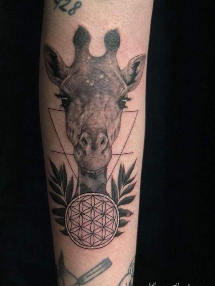 
Artist; Laura Hendron 