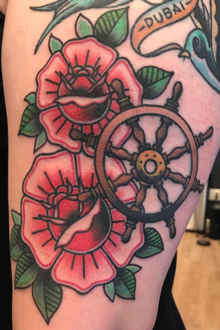  Stay sharp •
•
•
•
•
#traditionaltattoos #tradtattoo #traditionaltattoo #boldwillhold #traditionalart #brightandbold #whipshaded #queenofhearts #tattoo #tattoos #sandiegotattooartist #sandiego #california #thorns #thorntattoo #elbowtattoo #northpark #hillcrest #cityheights #shipwheel #nautical #rose #roses 