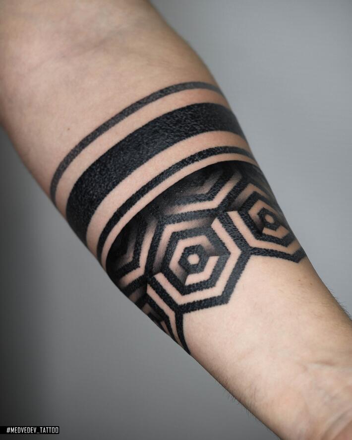 

#татувмоскве #татуировкамосква #moscowtattoo #ornaments #medvedev_tattoo #ornamentaltattoo #proskillsproteam