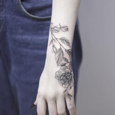 Tatu roza braslet