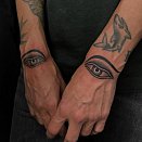 Ocho Placas Tattoo Company 3