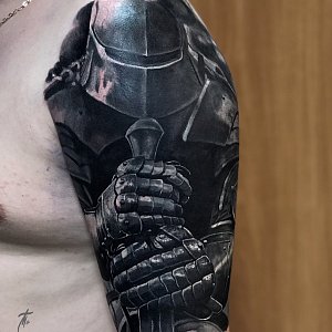 Серёжа Мустье