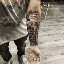 MAGNUM TATTOO 1